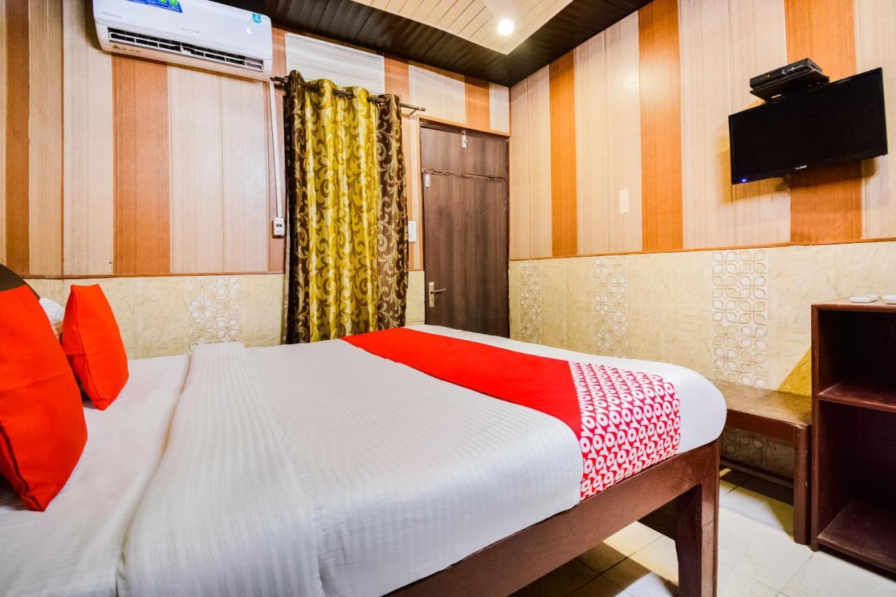 Oyo 46152 Hotel Neelam Karnal Exterior photo